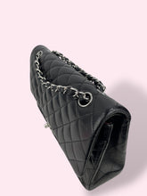 Carica l&#39;immagine nel visualizzatore di Gallery, CHANEL CLASSIC FLAP NERA
