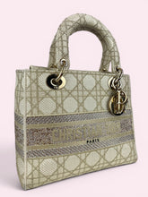 Carica l'immagine nel visualizzatore di Gallery, LADY DIOR SPECIAL EDITION
