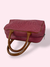 Carica l&#39;immagine nel visualizzatore di Gallery, CHANEL MINI BOSTON BAG
