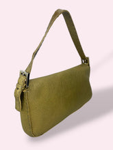 Carica l'immagine nel visualizzatore di Gallery, FENDI BAGUETTE
