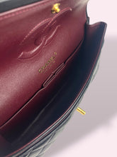 Carica l'immagine nel visualizzatore di Gallery, CHANEL CLASSIC FLAP 25 nera

