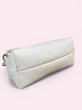 Carica l'immagine nel visualizzatore di Gallery, CHANEL BUCKET BIANCO
