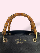 Carica l&#39;immagine nel visualizzatore di Gallery, GUCCI TOTE IN BAMBOO
