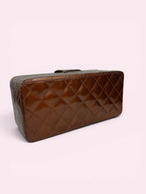 Carica l'immagine nel visualizzatore di Gallery, CAHNEL VANITY CASE
