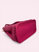 Carica l'immagine nel visualizzatore di Gallery, LV NEVERFULL MM INSIDE OUT
