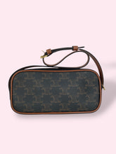 Carica l&#39;immagine nel visualizzatore di Gallery, CELINE MINI CAMERA BAG
