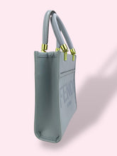 Carica l&#39;immagine nel visualizzatore di Gallery, FENDI MINI SUNSHINE
