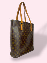 Carica l&#39;immagine nel visualizzatore di Gallery, LOUIS VUITTON VAVIN
