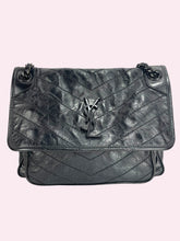 Carica l&#39;immagine nel visualizzatore di Gallery, YSL NIKI
