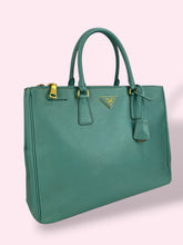 Carica l&#39;immagine nel visualizzatore di Gallery, PRADA GALLERIA AZZURRA
