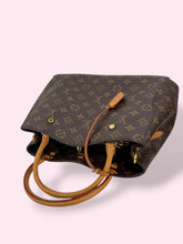 Carica l&#39;immagine nel visualizzatore di Gallery, LOUIS VUITTON MONTAIGNE
