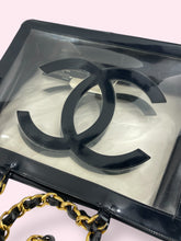 Carica l&#39;immagine nel visualizzatore di Gallery, CHANEL SHOPPER PVC
