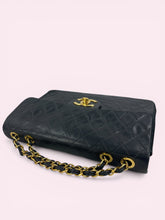 Carica l'immagine nel visualizzatore di Gallery, CHANEL MAXI LOGO
