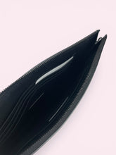 Carica l'immagine nel visualizzatore di Gallery, YSL POCHETTE
