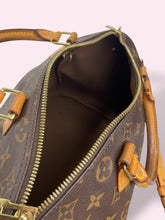 Carica l'immagine nel visualizzatore di Gallery, LOUIS VUITTON SPEEDY 30
