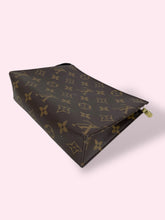 Carica l&#39;immagine nel visualizzatore di Gallery, LOUIS VUITTON VOYAGE PM
