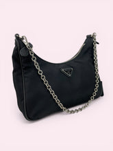 Carica l'immagine nel visualizzatore di Gallery, PRADA RE-EDITION 2005
