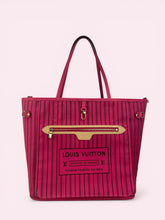 Carica l'immagine nel visualizzatore di Gallery, LV NEVERFULL MM INSIDE OUT
