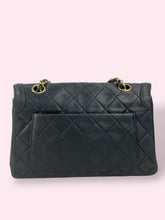 Carica l&#39;immagine nel visualizzatore di Gallery, CHANEL FLAP BAG VINTAGE
