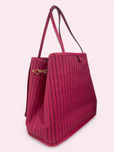 Carica l'immagine nel visualizzatore di Gallery, LV NEVERFULL MM INSIDE OUT
