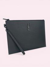 Carica l'immagine nel visualizzatore di Gallery, YSL POCHETTE
