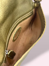 Carica l'immagine nel visualizzatore di Gallery, FENDI BAGUETTE
