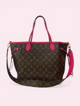 Carica l'immagine nel visualizzatore di Gallery, LV NEVERFULL MM INSIDE OUT
