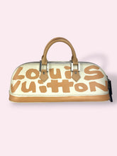 Carica l'immagine nel visualizzatore di Gallery, LOUIS VUITTON ALMA graffiti
