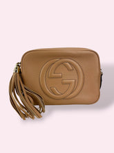 Carica l'immagine nel visualizzatore di Gallery, GUCCI CAMERA SOHO
