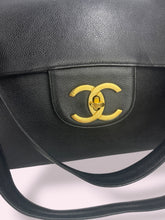 Carica l'immagine nel visualizzatore di Gallery, CHANEL MAXI LOGO

