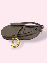 Carica l'immagine nel visualizzatore di Gallery, DIOR SADDLE
