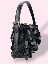 Carica l&#39;immagine nel visualizzatore di Gallery, FENDI BAGUETTE
