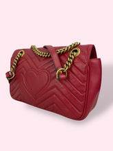 Carica l&#39;immagine nel visualizzatore di Gallery, GUCCI MARMONT ROSSA
