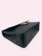 Carica l'immagine nel visualizzatore di Gallery, CHANEL MAXI LOGO
