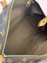 Carica l'immagine nel visualizzatore di Gallery, LOUIS VUITTON SPEEDY 40
