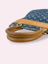 Carica l'immagine nel visualizzatore di Gallery, LOUIS VUITTON SAC PLAT DENIM
