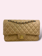 Carica l&#39;immagine nel visualizzatore di Gallery, CHANEL CLASSIC FLAP 25
