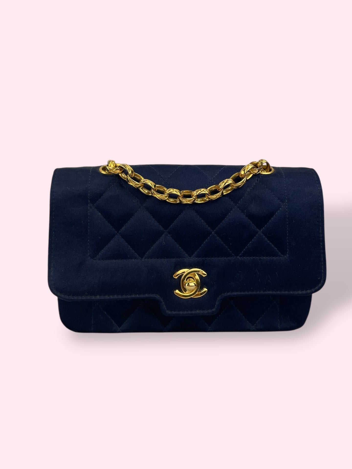 CHANEL VINTAGE BAG