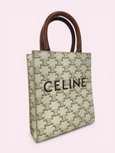 Carica l'immagine nel visualizzatore di Gallery, CELINE MINI TOTE VERTICAL
