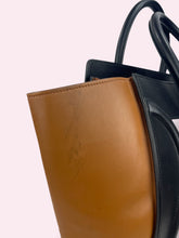 Carica l'immagine nel visualizzatore di Gallery, CELINE LUGGAGE
