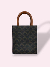 Carica l'immagine nel visualizzatore di Gallery, CELINE MINI TOTE VERTICAL
