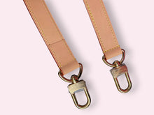 Carica l'immagine nel visualizzatore di Gallery, LOUIS VUITTON KEEPALL DENIM ROSA
