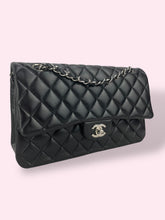 Carica l&#39;immagine nel visualizzatore di Gallery, CHANEL CLASSIC FLAP NERA

