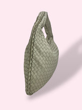 Carica l&#39;immagine nel visualizzatore di Gallery, BOTTEGA VENETA JODIE VINTAGE

