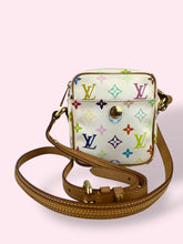 Carica l&#39;immagine nel visualizzatore di Gallery, LOUIS VUITTON CAMERA BAG
