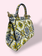 Carica l&#39;immagine nel visualizzatore di Gallery, DOLCE E GABBANA SICILY SMALL
