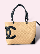 Carica l&#39;immagine nel visualizzatore di Gallery, CHANEL CAMBON SHOPPER
