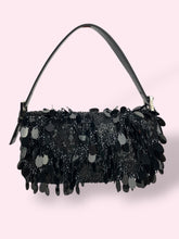Carica l&#39;immagine nel visualizzatore di Gallery, FENDI BAGUETTE
