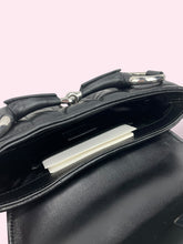 Carica l'immagine nel visualizzatore di Gallery, GUCCI HORSEBIT ON CHAIN
