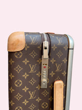 Carica l'immagine nel visualizzatore di Gallery, LOUIS VUITTON TROLLEY
